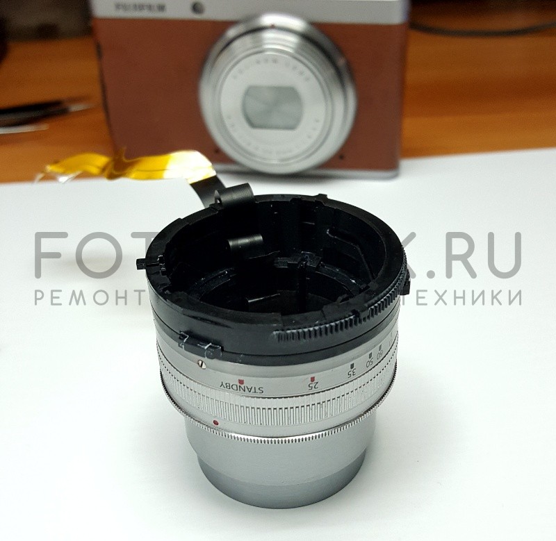 Ошибка управления объективом Fujifilm XF1