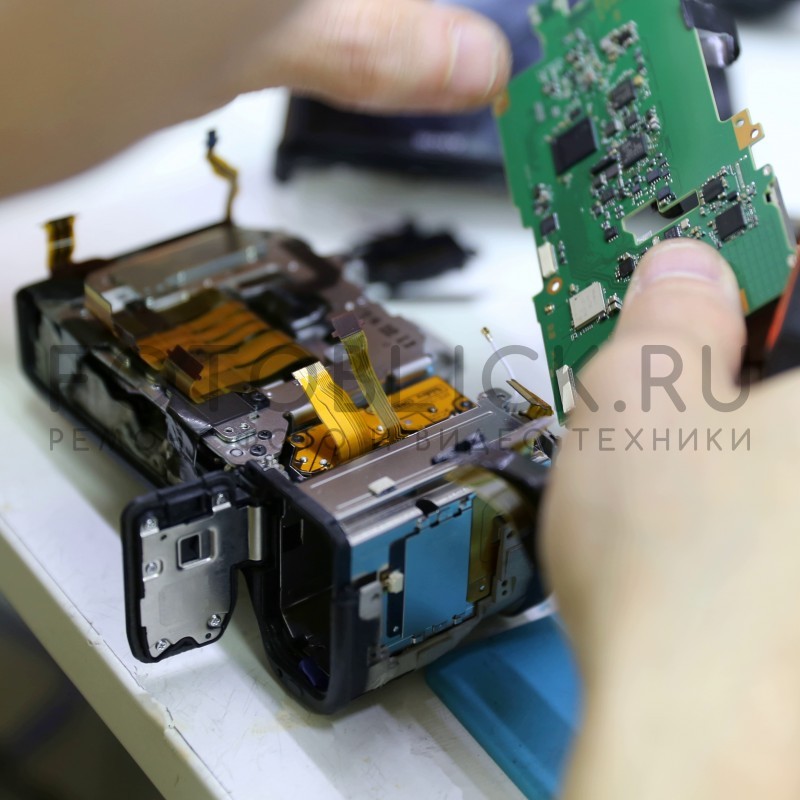 Демонтаж системной платы фотоаппарата Sony A7M3